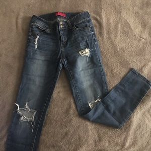 Medium/Dark Wash Mod-Rise Jeans